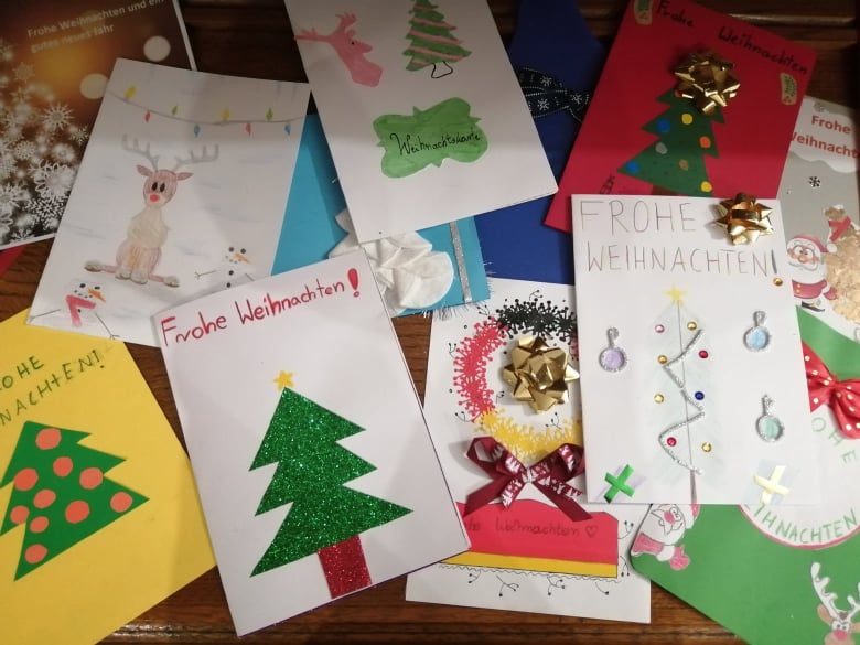 Rozstrzygnięcie konkursu na najładniejszą kartkę świąteczną z życzeniami w języku niemieckim.